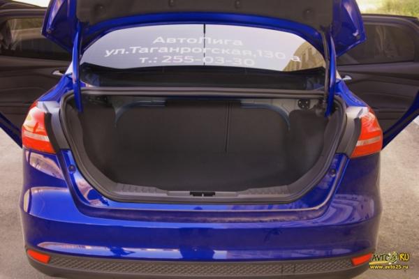 В зоне особого внимания: тест-драйв Ford Focus 2015
